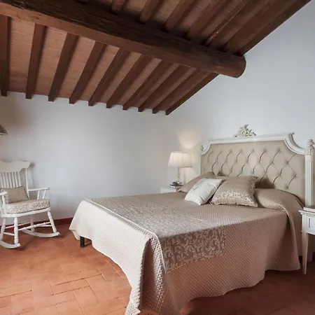 Ginestraio 14, Emma Villa *