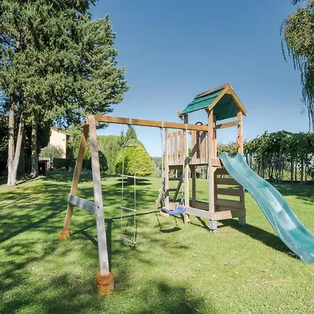 Villa Ginestraio 14, Emma