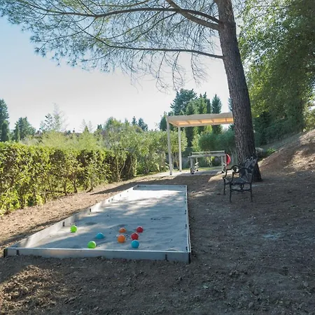 Ginestraio 14, Emma *