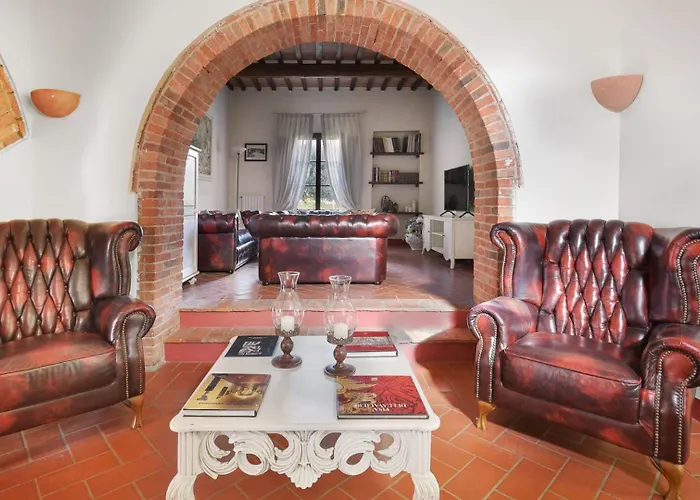 Βίλα Ginestraio 14, Emma Palaia